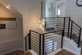 Pristine 3BR with Hot Tub 15min to Park City - - 1