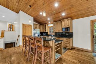 4BR Retreat with Hot Tub and Great Location - Park City - 2