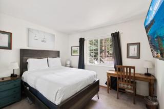 Bright 3BDR Near Beach and Slopes - Kings Beach - 7