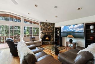 Bright 3BDR Near Beach and Slopes - Kings Beach - 4