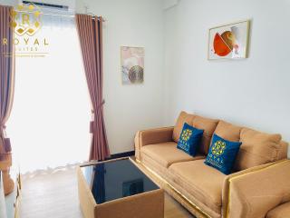 Royal Suites 1BR 35RR High Floor - Citra Plaza Nagoya Apartment - Jodoh - 1