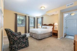 Rustic 3BD Greenwood Hideaway - Kings Beach - 9