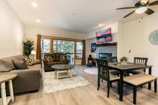2BDR Condo - Three Minutes to Olympic Valley! - Tahoe City - 2