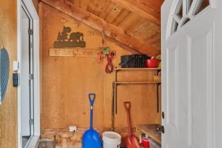 Stylish 3BR Near Trails w Hot Tub - Tahoe City - 5