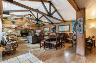 Classic 3BD Tahoe Cabin with Hot Tub - Carnelian Bay - 6