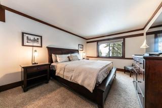 4BD Lakeside Retreat with Views - Tahoe City - 2