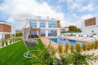 Luxuriöse Villa Mit 4 Schlafzimmern, Pool Und Whirlpool - 7