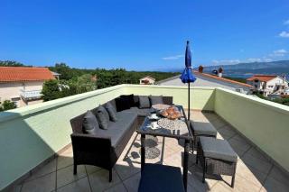Top Apartment - Panoramameerblick, Terrasse - Šilo - 6