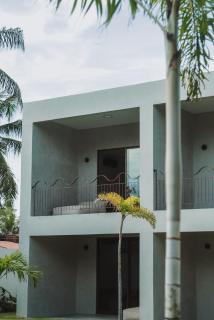 Luau Hotel - Guajiru - 7