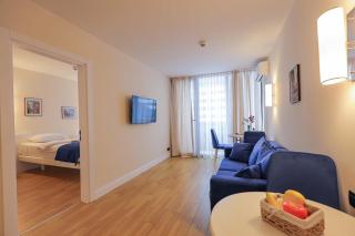 Lovely 1BR apartment with balcony by the Black sea beach - Batumi - 7