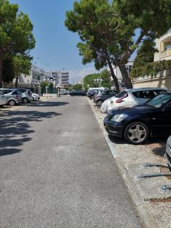 Appartement privé à 50 m de la mer, résidence avec piscine - 3