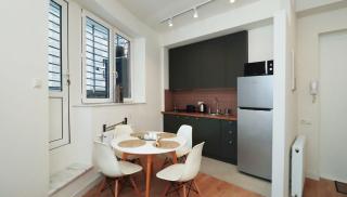 Super Cozy Apartment In the City Center - Tbilisi - 9