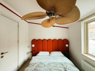 Chic Studio near Fabrika-By Wehost - Tbilisi - 3