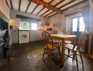 Sculpture Park Cottage - Penistone - 1