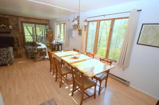 Chesnutt Cabin - Riverfront, Fire Pit, Game Room, Wifi, Screen Porch, View, King Bed - Morton Grove - 6