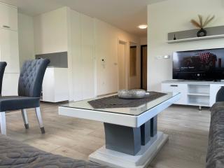 Happy Dreams Oasis Cazin Full of Feelings & Emotions Good Wi-Fi Netflix & Chill, 60m2 - Cazin - 5