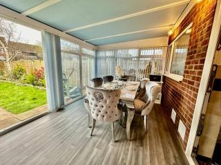 Pass the Keys A BeachhouseHome away from Home - Clacton-on-Sea - 1