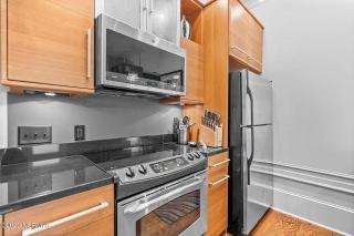 Downtown Condo*Balcony*River*Pet Friendly*Beach - Wilmington - 8