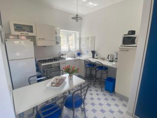 Casina Edomilla - Capri - 2