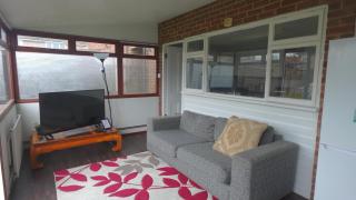 Eddiwick House - Huku Kwetu Dunstable -Spacious 4 Bedroom House - Houghton Regis - 3
