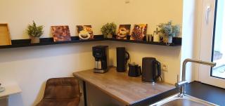 JanPartment - geräumig - W-LAN - Natur - Garten - Entspannung - zentral - 10 Min WV-Werk - Carport - 24h CheckIn - 4