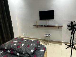 Studio privé équipé et meublé - Dakar - 6