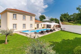 Ferienhaus Mit Privatpool Für 8 Personen Ca 130 M Sup2 In Rojnici, Istrien Binnenland Von Istrien - Rojnići - 8