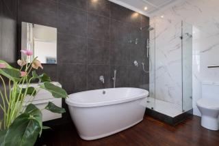 Timeless Sea Point Retreat Walk to Restaurants - Cidade Do Cabo - 5