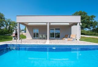 Holiday Home - 7