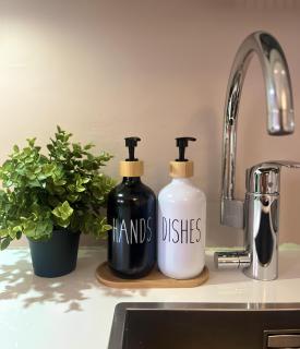 Relax by the Sea 4 Min to Beach Free Parking - 3