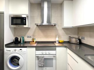 Comfortable apartment, 3 bedrooms with AC Camp Nou - 8