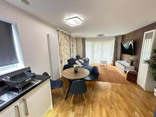 little hideout, Luxury Apartment - 5