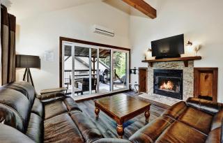 Chalet- 21 Chemin des Skieurs - Stoneham - 9