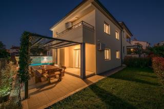 Villa Cera Für 8 Personen In Pula - Pola (Pula) - 2