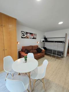 VILLA ANAIS. Apartamento con piscina en ático. - Cambrils - 5