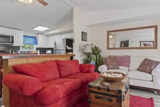 Spacious 2BR Retreat-10 minutes to the Beach! Pet Friendly! - Longs - 3