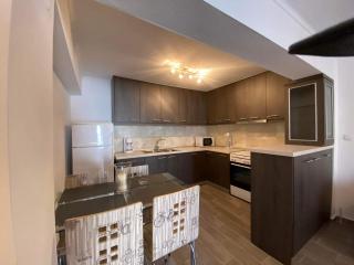 Penelope's apartment Ι - 7