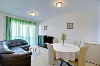 Modernes Ferienappartement mit drei Balkonen mit Meerblick, in der Nähe des Strandes und des Zentrums, mit einem gemeinschaftlichen Partyraum - 8
