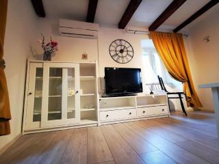 Neu eingerichtete komfortable Wohnung in Meeresnähe - Betina - 7