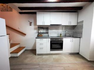 Neu eingerichtete komfortable Wohnung in Meeresnähe - Betina - 2