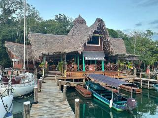 Tortugal Boutique River Lodge - Rio Dulce - 8