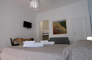 Sole & Luna Guest House - Bari - 9