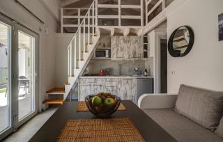 Molos Beachfront Apartments in Diakopto - Diakopto - 0