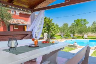 Ferienhaus mit Privatpool für 8 Personen ca 150 qm in Cokuni, Istrien Südküste von Istrien - 8