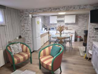 Gîte Paisible au Cœur de la Forêt, Idéal pour 4 Pers avec Terrasse, Jardin et Activités Nature - FR-1-589-322 - La Bourgonce - 9