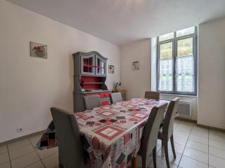 Gîte chaleureux 6 pers avec cour privée en bord de rivière près de Langeac - FR-1-582-11 - Saint-Julien-des-Chazes - 6
