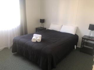Highlander Van Village - Armidale - 0