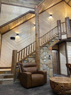 Wolf Creek Luxury Cabin - Broken Bow - 5