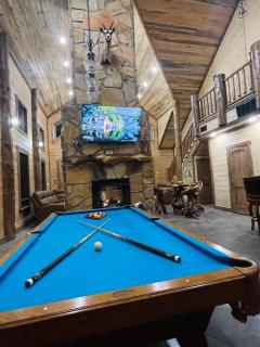 Wolf Creek Luxury Cabin - Broken Bow - 8