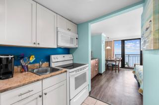 Cozy Studio Tropical Retreatwith Full Kitchen!! - Myrtle Beach - 3